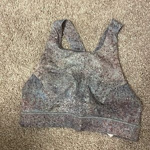 Lulu lemon sports bra
